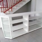 Balcão Comercial em MDF branco